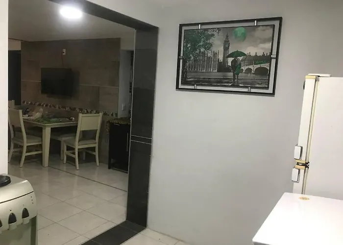 Donovan, Confortable Con Bano Privado Apartment