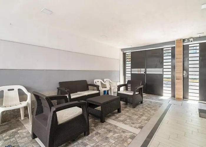 Donovan, Confortable Con Bano Privado